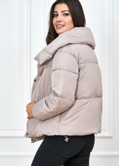Krásna zimná teplá béžová bunda