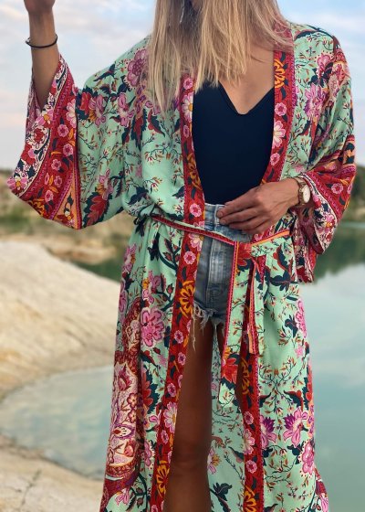 Exotické tyrkysovo-červené bavlnené kimono